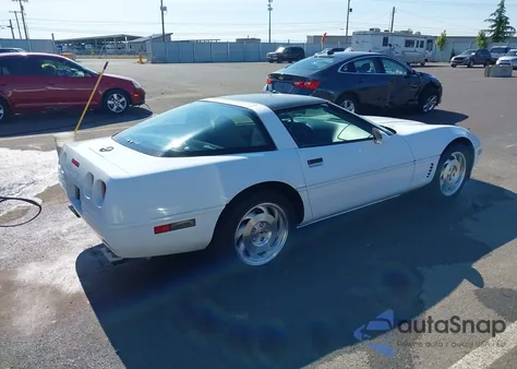 1996 Chevrolet Corvette z USA, uszkodzony, nr VIN 1G1YY2256T5115749